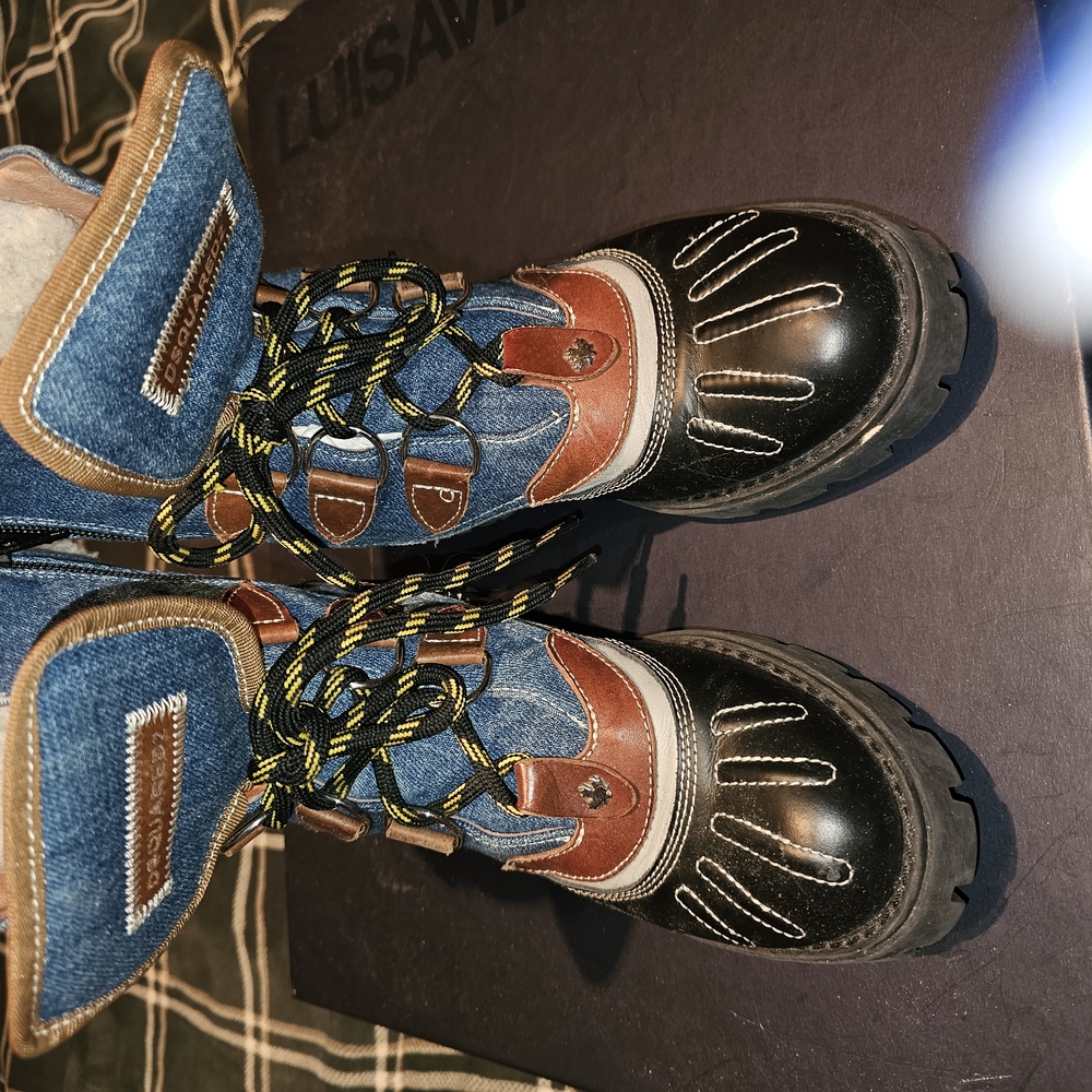 DSQUARED2 Blue and Brown Boots